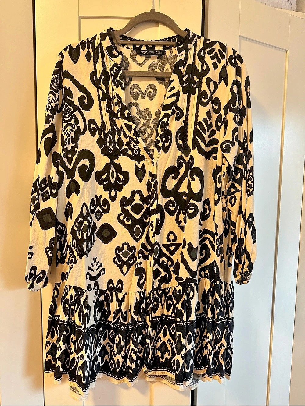 Zara Women's Paisley Tunic Dress in Black & Cream